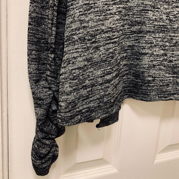 Black and grey cardigan 🖤 size L - Picture 12 of 15